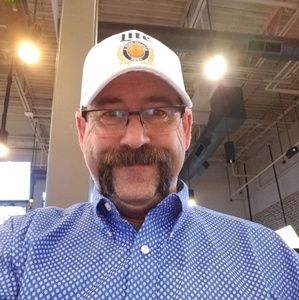 Meet your Posher, Gary